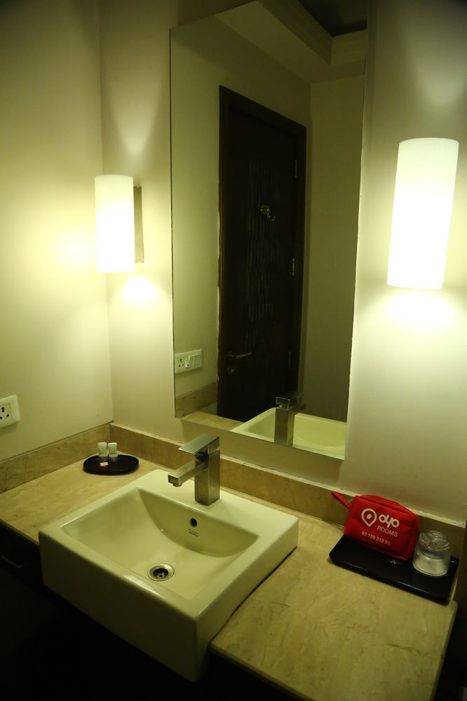 Oyo Rooms Chandigarh Sector 34 Esterno foto